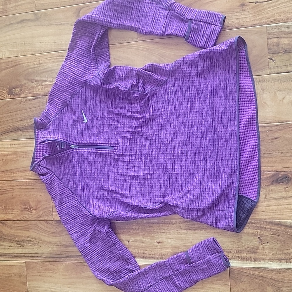 Nike Women's Size M - Dri-Fit Waffle Running Top. 1/4 Zip